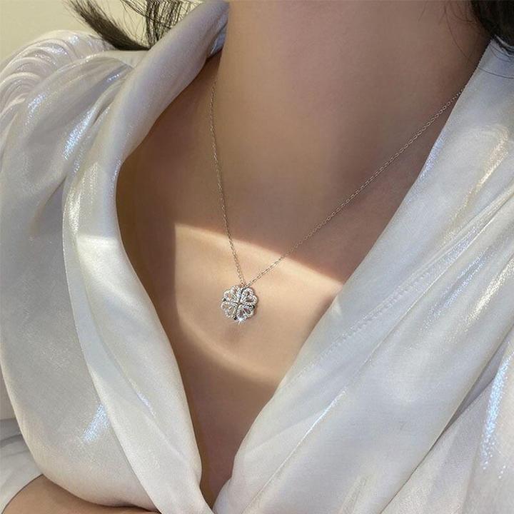 MAGNETIC FOUR HEART NECKLACE